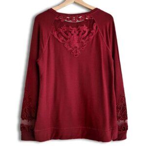 MAURICES Floral Lace Applique Tee Tonal Crewneck Top Wine Burgundy Red Sz S